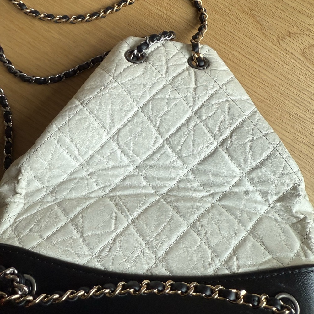100% AUTHENTIC CHANEL GABRIELLE BACKPACK (WHITE/BLACK) - Picture 2 of 16